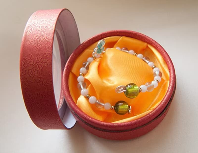 Metal-琉璃黃銅玉飾手鍊 - 綠(純手工製造.幸運物.禮物.飾品.捷克琉璃.緬甸玉.手鍊.黃銅.禮盒.金屬線)