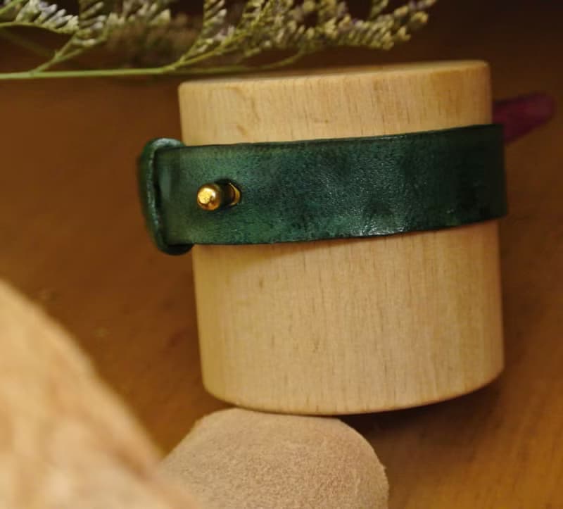 【 T - C 】手環 手鐲 皮革 牛皮 日本白瓷 瓷器  限量 自然釉色 無限看不膩色調 攝氏1350高溫燒製