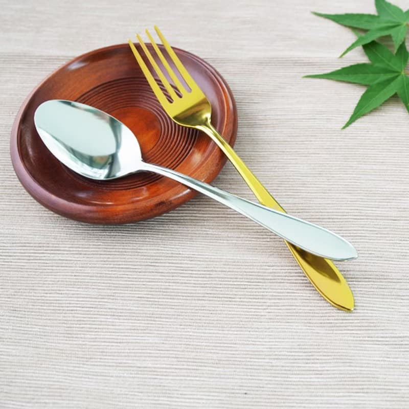 【日本製 Horie 】鈦愛地球系列-純鈦抗菌ECO環保餐叉 (亮金色)