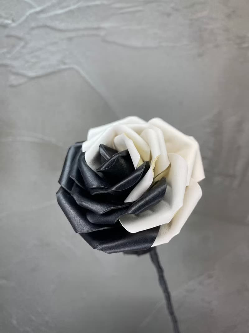太極黑白皮革薔薇玫瑰【花】