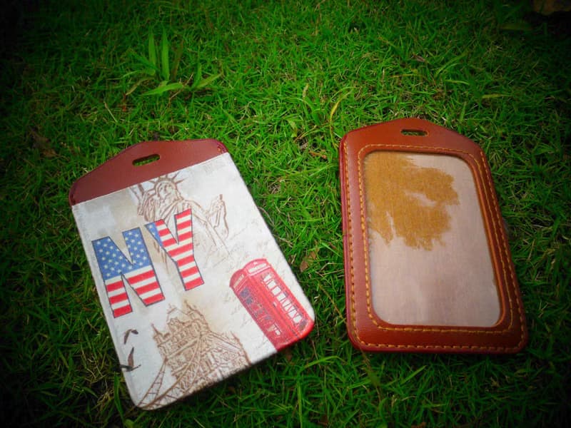 手作好禮 真皮卡套 票卡夾 證件套 識別證 (送掛繩) 聖誕交换禮物