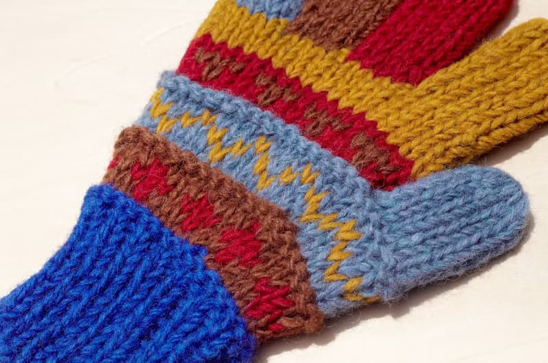 聖誕禮物 限量一件手織純羊毛針織手套 / 羊毛手套 / 保暖手套 - 童趣系條紋