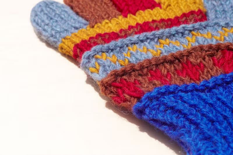 聖誕禮物 限量一件手織純羊毛針織手套 / 羊毛手套 / 保暖手套 - 童趣系條紋