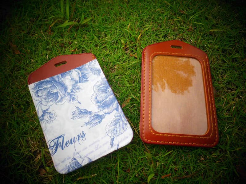 手作好禮 真皮卡套 票卡夾 證件套 識別證 (送掛繩) 聖誕交换禮物