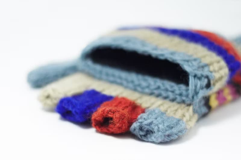 西洋情人節禮物 限量一件針織純羊毛保暖手套 / 2ways手套 / 露趾手套 / 內刷毛手套 / 針織手套 - 藍色系民族圖騰