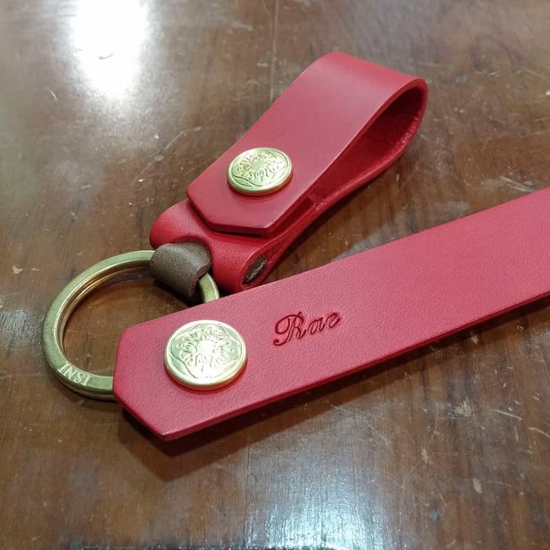 isni 藏愛鑰匙圈  歐洲牛皮/黃銅五金 交換禮物