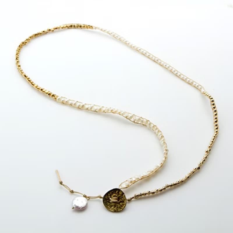 ラップブレス・淡水パールとゴールドカラーのハイセンスなラップブレスレット・WrapBr01