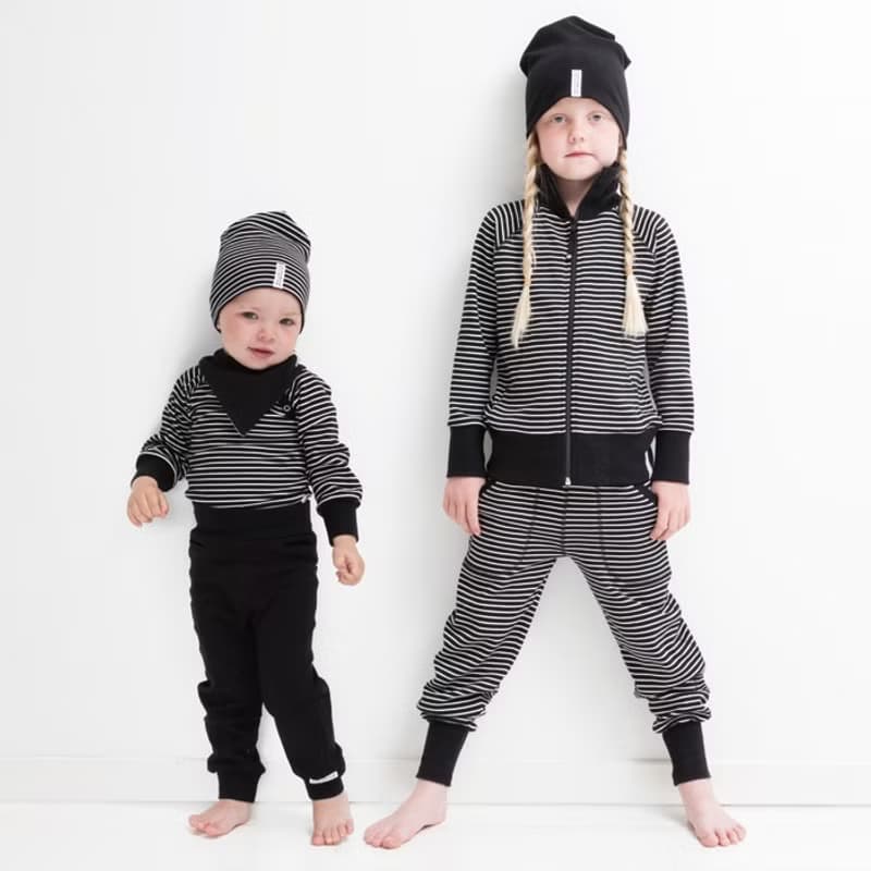 【北歐童裝】瑞典有機棉童裝秋冬立領外套2歲至10歲 黑