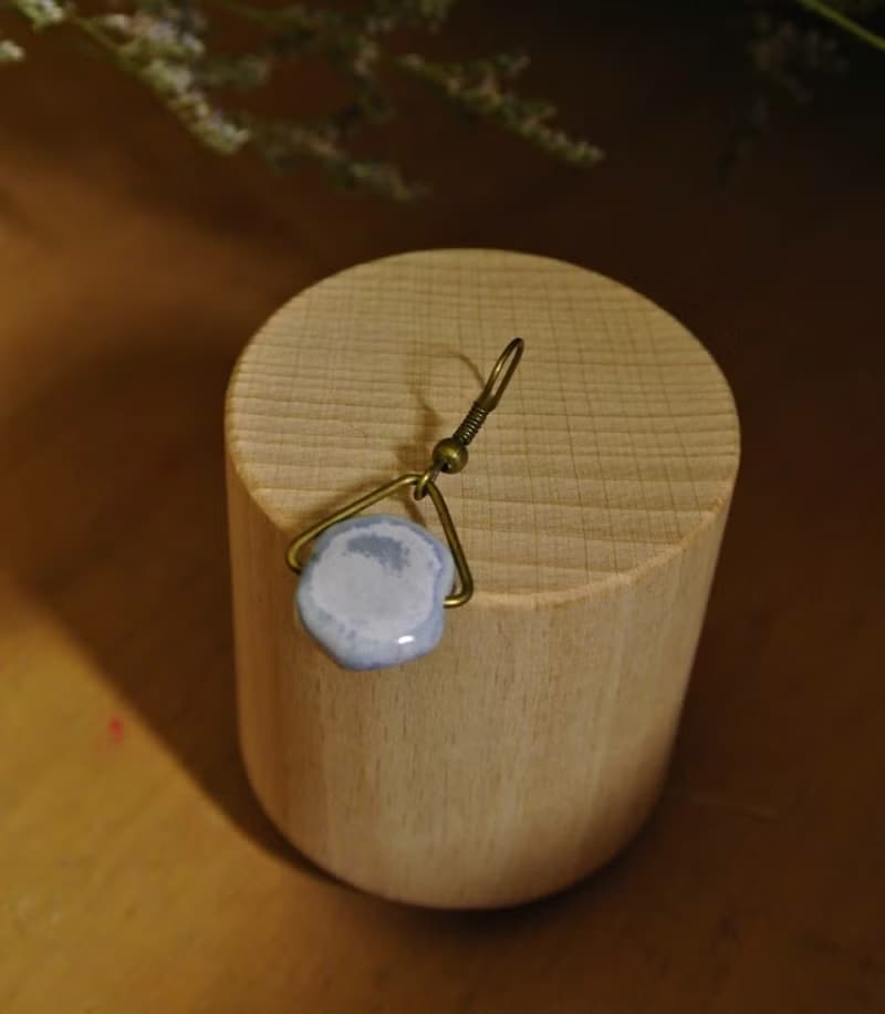 【 T - C 】耳環 日本白瓷 瓷器  限量 自然釉色 無限看不膩色調 攝氏1350高溫燒製