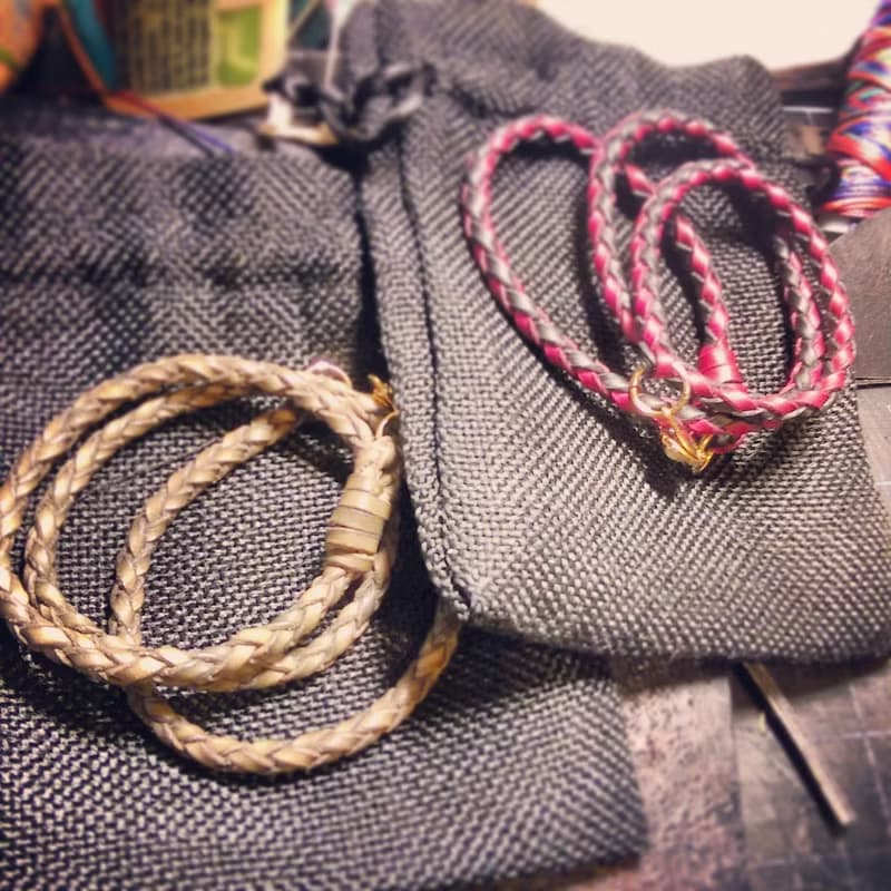 純手工編織手工染色皮革手鍊 三圈 (免費印字，繡字