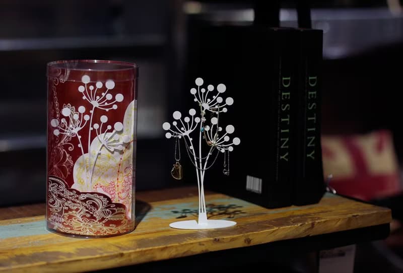 【OPUS東齊金工】歐式鐵藝飾品架/金屬首飾座/戒指項鍊架/生日禮物/開店禮物/聖誕交換禮物(蒲公英-優雅白)