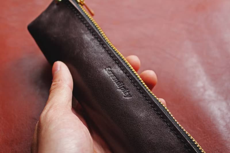 VULCAN Goatskin leather 細膩紋路 袋鼠皮/山羊皮 三角筆袋