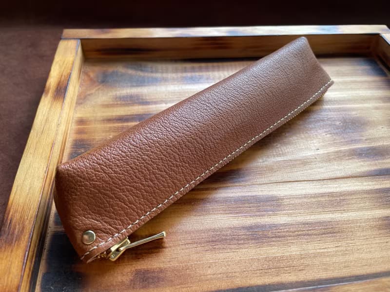 VULCAN Goatskin leather 細膩紋路 袋鼠皮/山羊皮 三角筆袋
