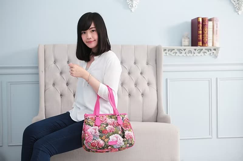 緹花織畫摺皺肩背包 復古牡丹 牛皮