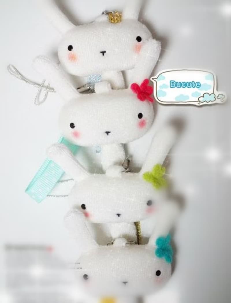 Bucute 擦拭手機螢幕┃ 布蘿兔手機吊飾┃附耳機塞┃禮物