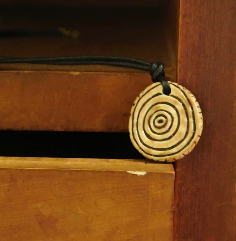 【 T - C 】項鍊 日本白瓷 瓷器  限量 自然釉色 無限看不膩色調 攝氏1350高溫燒製