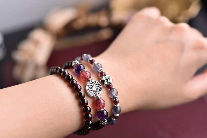 紅石榴石+紫水晶+草莓晶純銀花朵雙圈手鍊