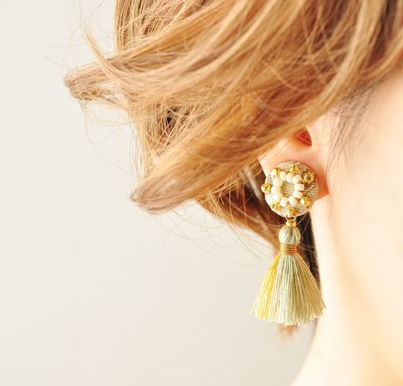 花結流蘇耳夾耳環/ Rosette tassel clip-on-earring
