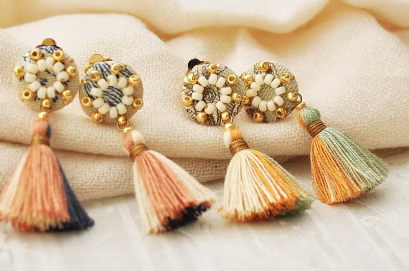 花結流蘇耳夾耳環/ Rosette tassel clip-on-earring