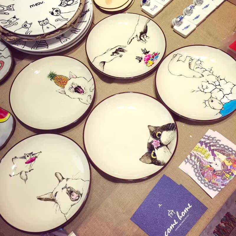 壁掛裝飾盤 / 點心盤系列－鼻子沾了花的貓