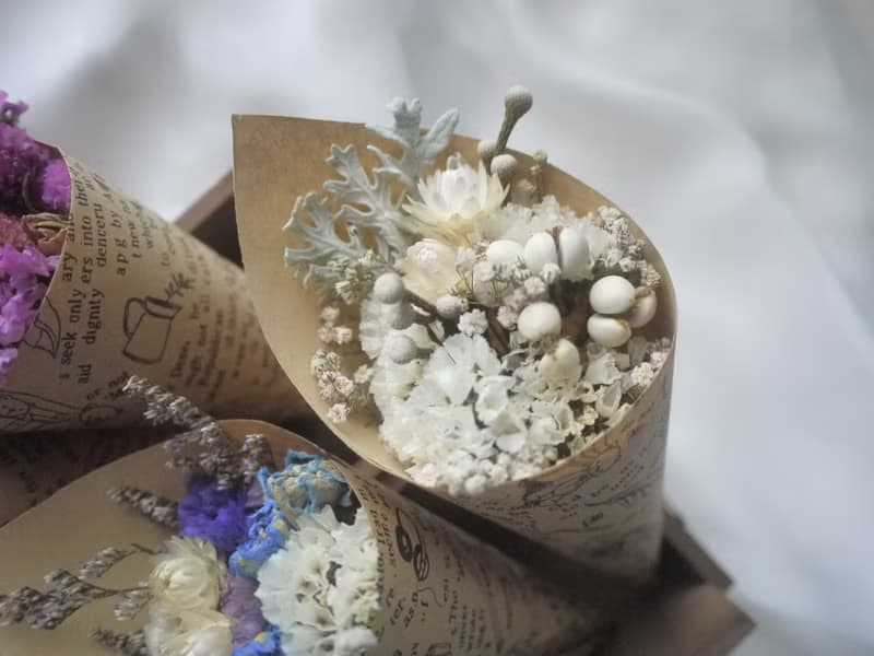 未完待續 | 乾燥花甜筒花 小花束 婚禮小物 婚禮布置 自選色系款