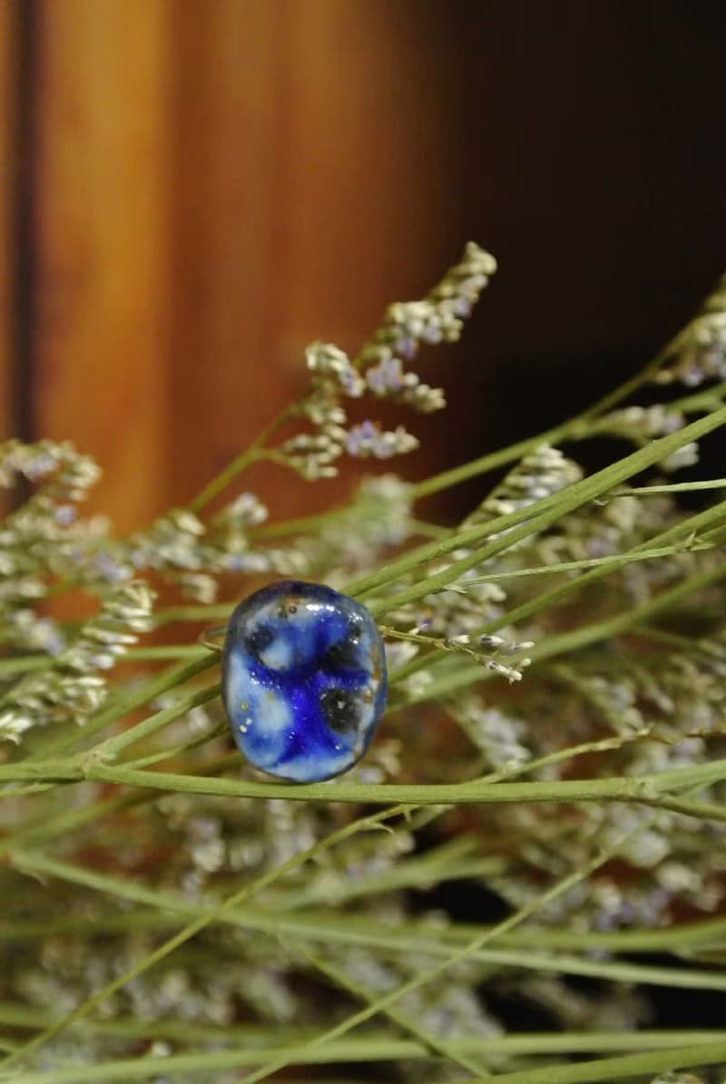 【 T - C 】耳環 日本白瓷 瓷器  限量 自然釉色 無限看不膩色調 攝氏1350高溫燒製