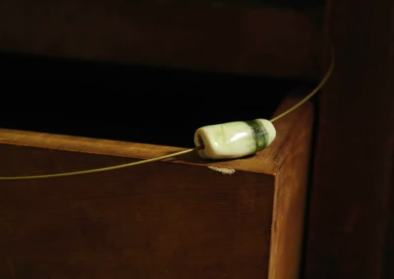 【 T - C 】項鍊 日本白瓷 瓷器  限量 自然釉色 無限看不膩色調 攝氏1350高溫燒製