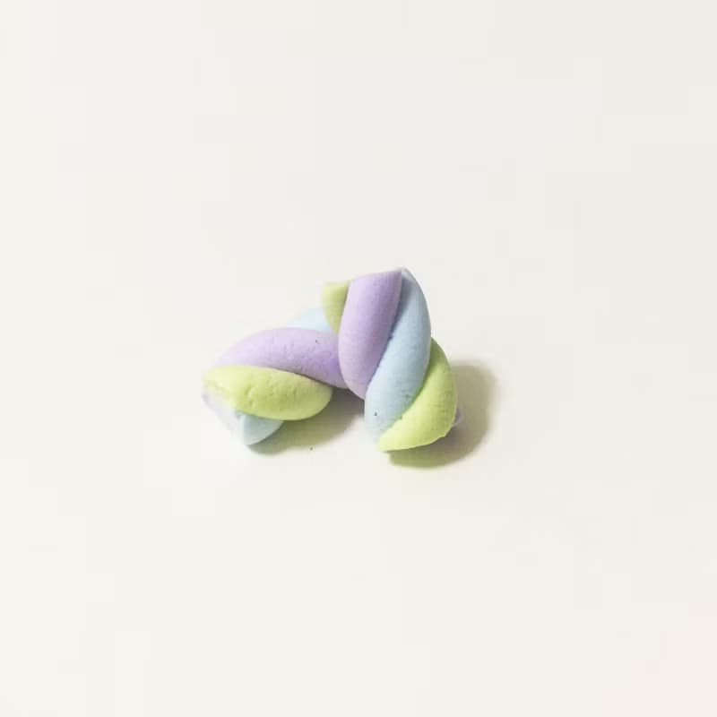 ~~mini 聖誕新品上市~~棉花糖耳環組(2個一組) (可改耳夾式) ((滿600隨機送神秘小禮物))