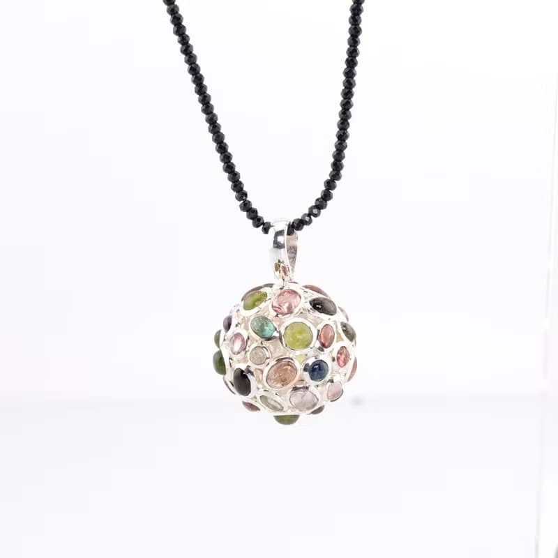 寶麗金珠寶-天然彩色碧璽墜配尖晶石項鍊