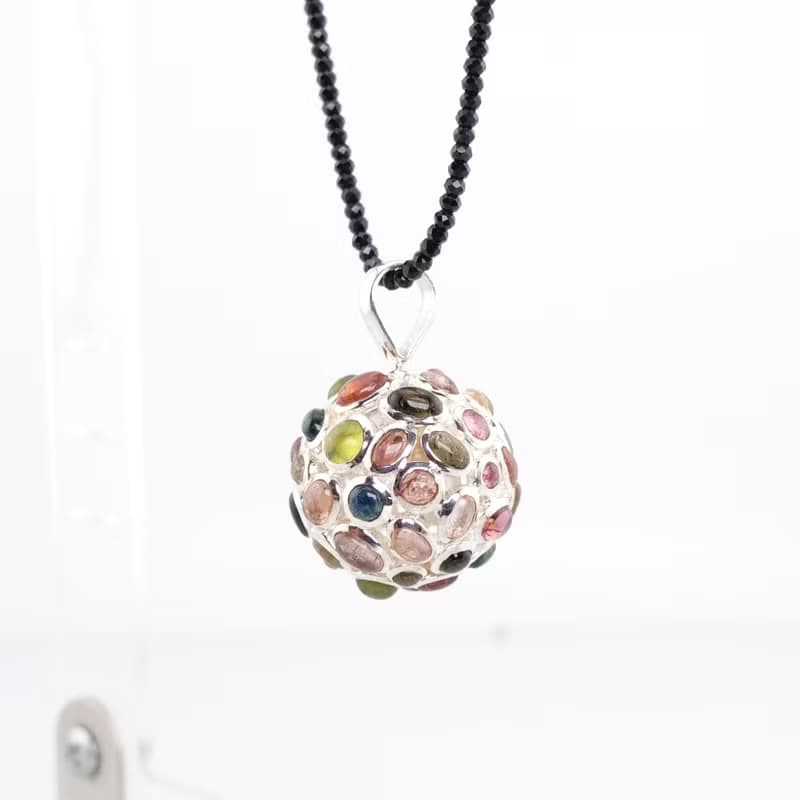 寶麗金珠寶-天然彩色碧璽墜配尖晶石項鍊