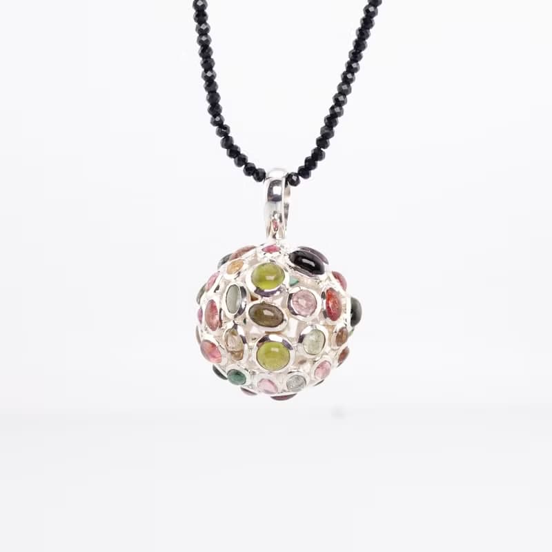 寶麗金珠寶-天然彩色碧璽墜配尖晶石項鍊