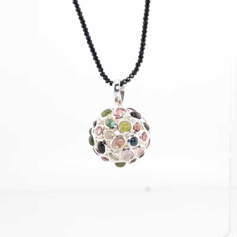 寶麗金珠寶-天然彩色碧璽墜配尖晶石項鍊