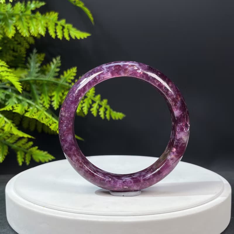 超稀有紫色鋰雲母手鐲 58MM 玉化閃片祖母晶手環 平衡心靈和精神