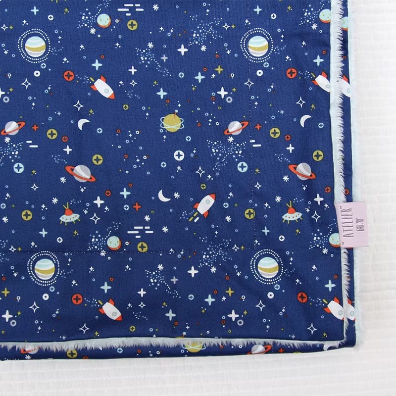 Made in korea universe minky baby blanket (new born baby gift) 新生兒 出産祝い, 布  ブランケ