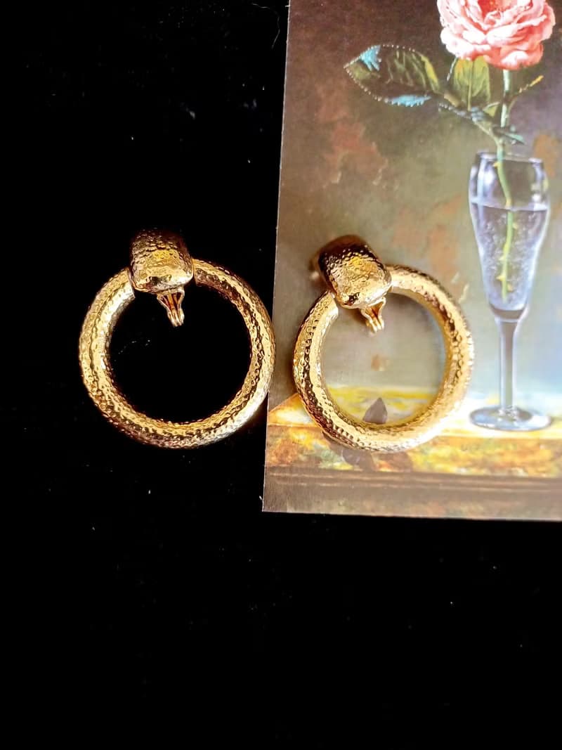 vintage jewelry  Monet 典雅艷色垂墜大金環 夾式耳環