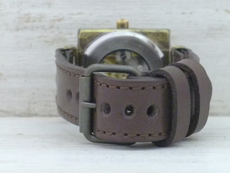 手作り腕時計 BHW138 手巻きBrass 36mmスクエア ローマ数字 ミシンステッチベルト