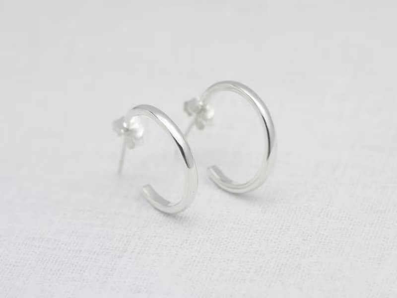 【刻字】簡約圈式耳環 | 925純銀 手作飾品 情人禮物 生日禮物