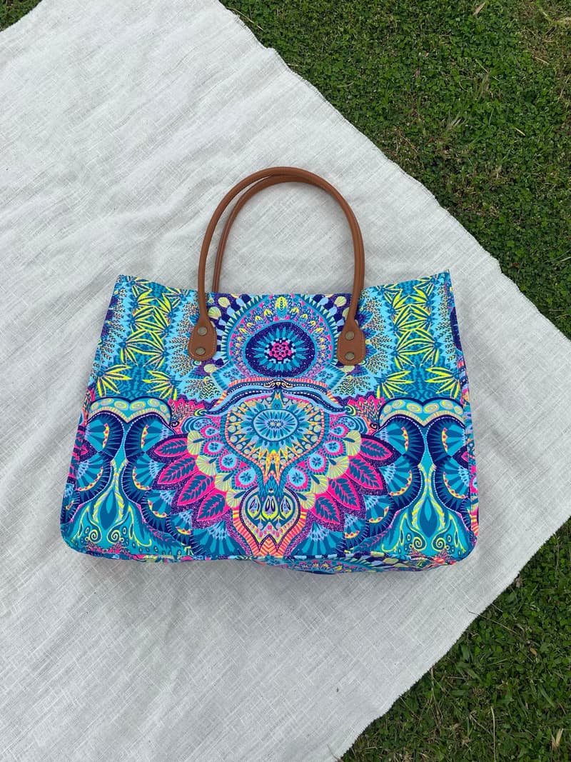 BOHOPeach phone bag Handbags for everyday look