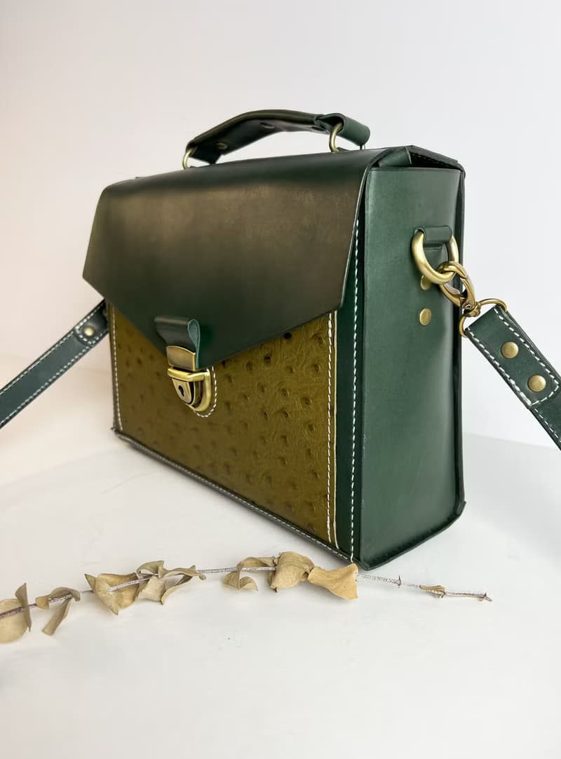 【免費刻名】鴕鳥皮搭牛皮公事包-大-含防塵袋