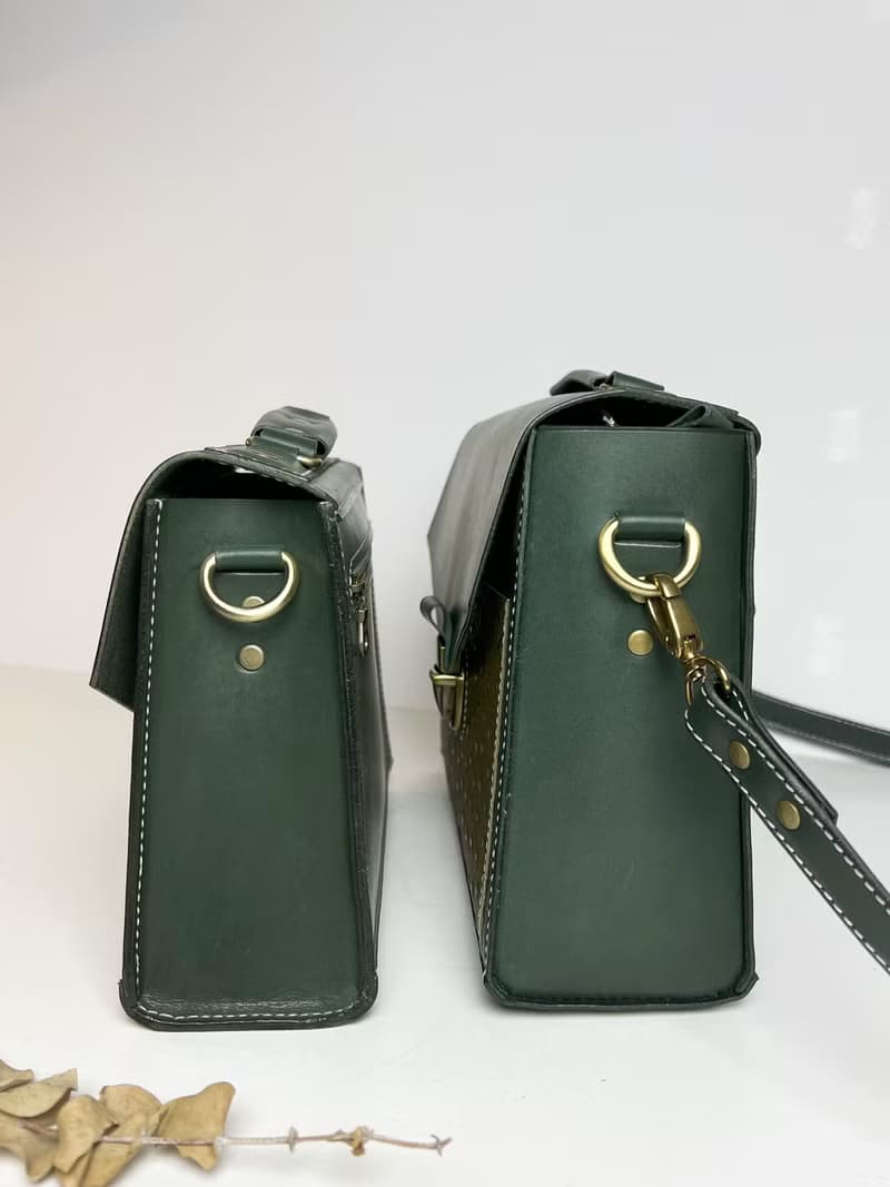 【免費刻名】鴕鳥皮搭牛皮公事包-大-含防塵袋