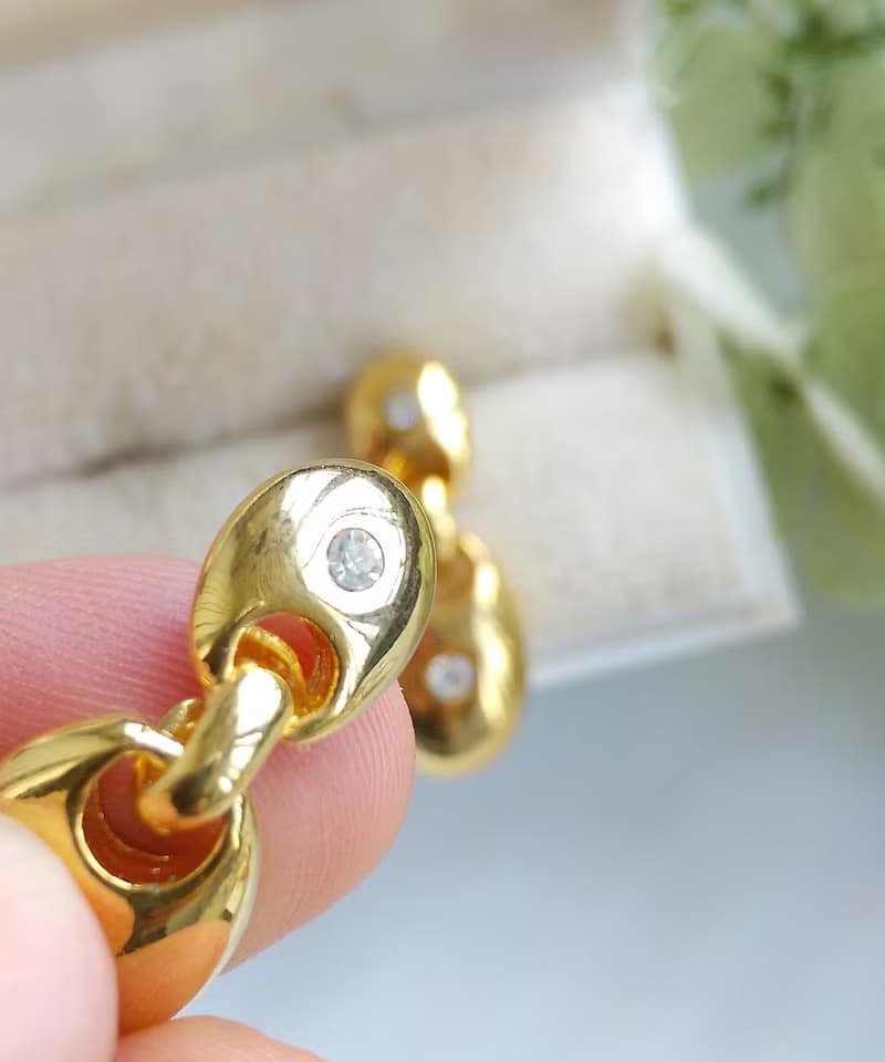 Vintage Jewelry 西洋古董飾品 金色調 都會小白鑽 針式耳環