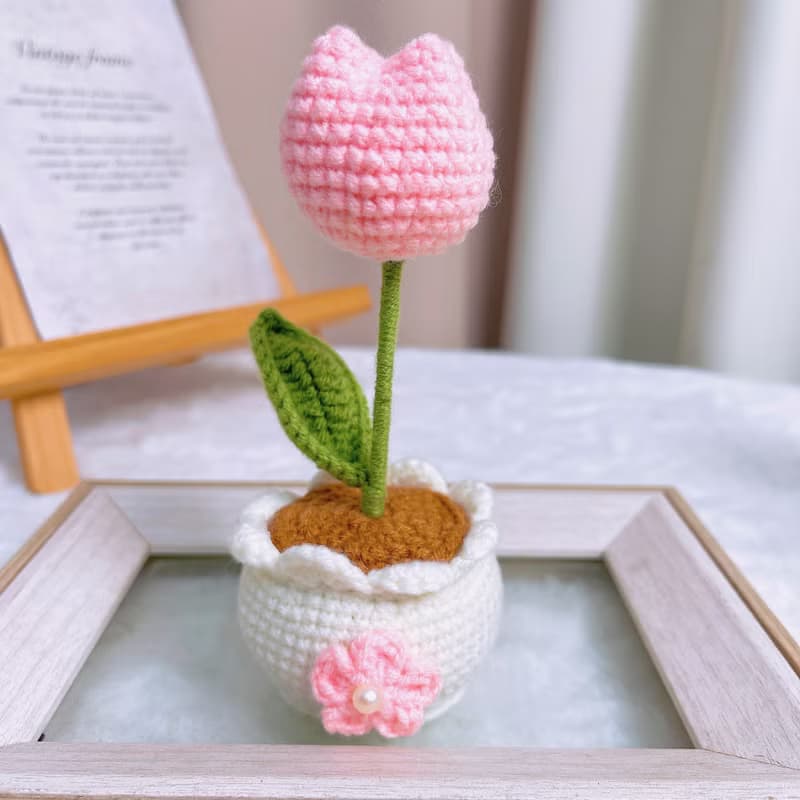 手工編織鬱金香白色盆栽植物有5種顏色可供選擇