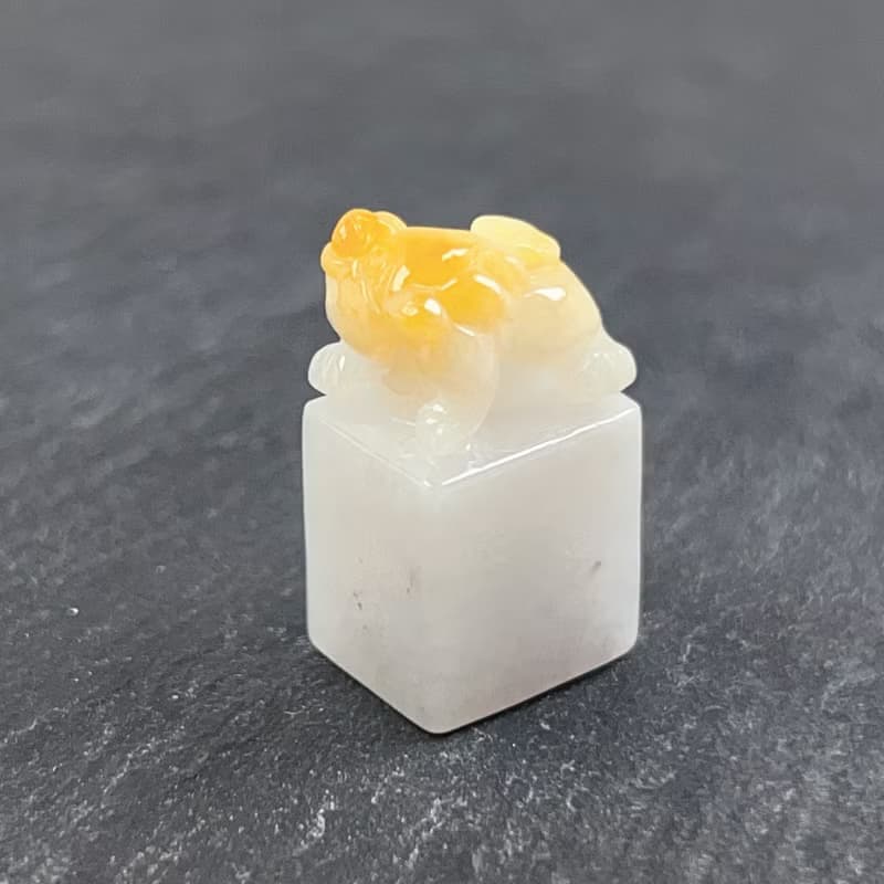 【招財神獸】冰種飄黃翡翠貔貅玉印章 | 天然緬甸玉翡翠A貨 |送禮
