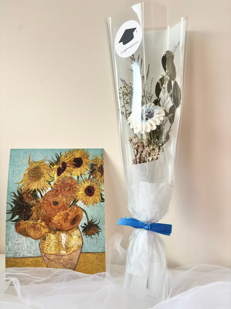 sueing_blossom  可愛風迷你太陽花畢業花束