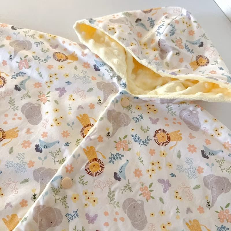 獅子Zoo 嬰幼兒手工保暖雙面斗篷 嬰兒禮物