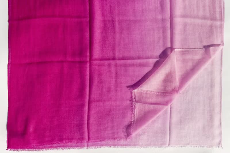 喀什米爾Cashmere/羊絨圍巾/純羊毛圍巾披巾/戒指絨披肩-桃紅漸層