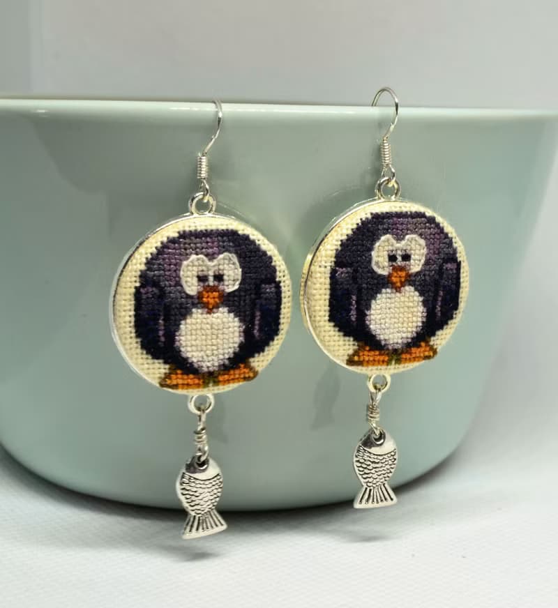 黑企鵝刺繡耳環十字繡動物飾品手工生日禮物