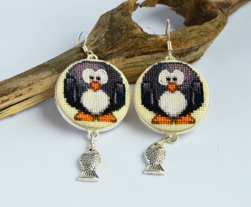 黑企鵝刺繡耳環十字繡動物飾品手工生日禮物