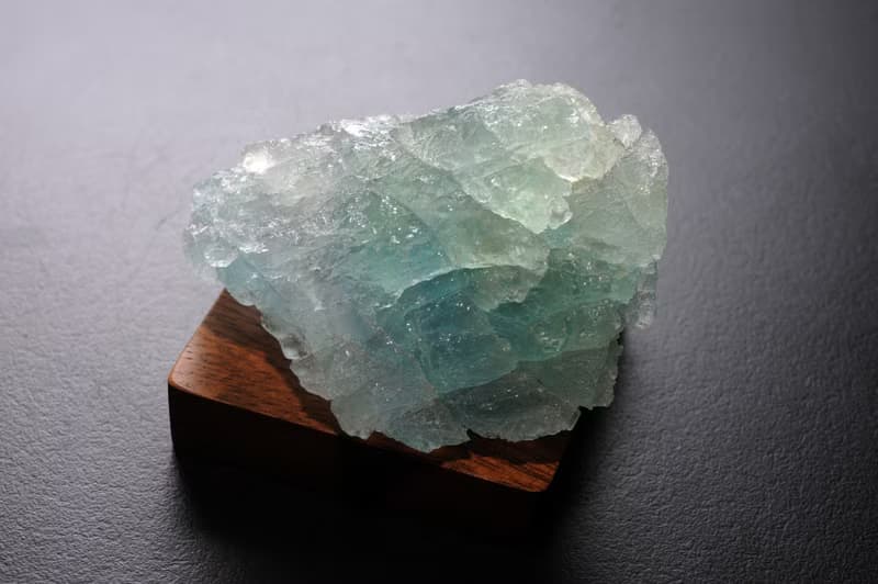 綠色涅槃螢石  礦石/水晶/靈修/開運/招財/破煞/防小人