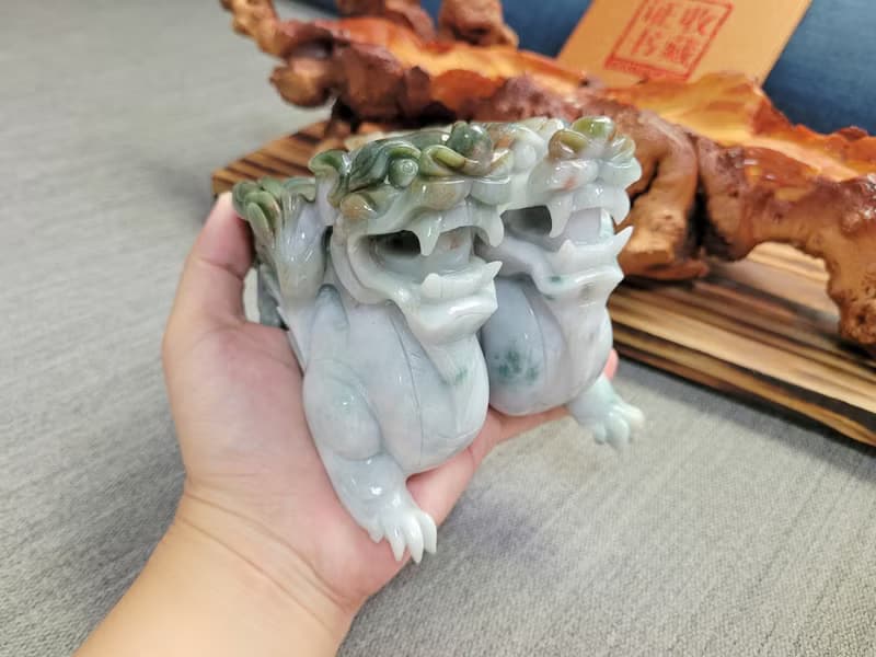 【純翠】天然翡翠 極美五彩大師精雕霸總飛天招財貔貅一對 附台證